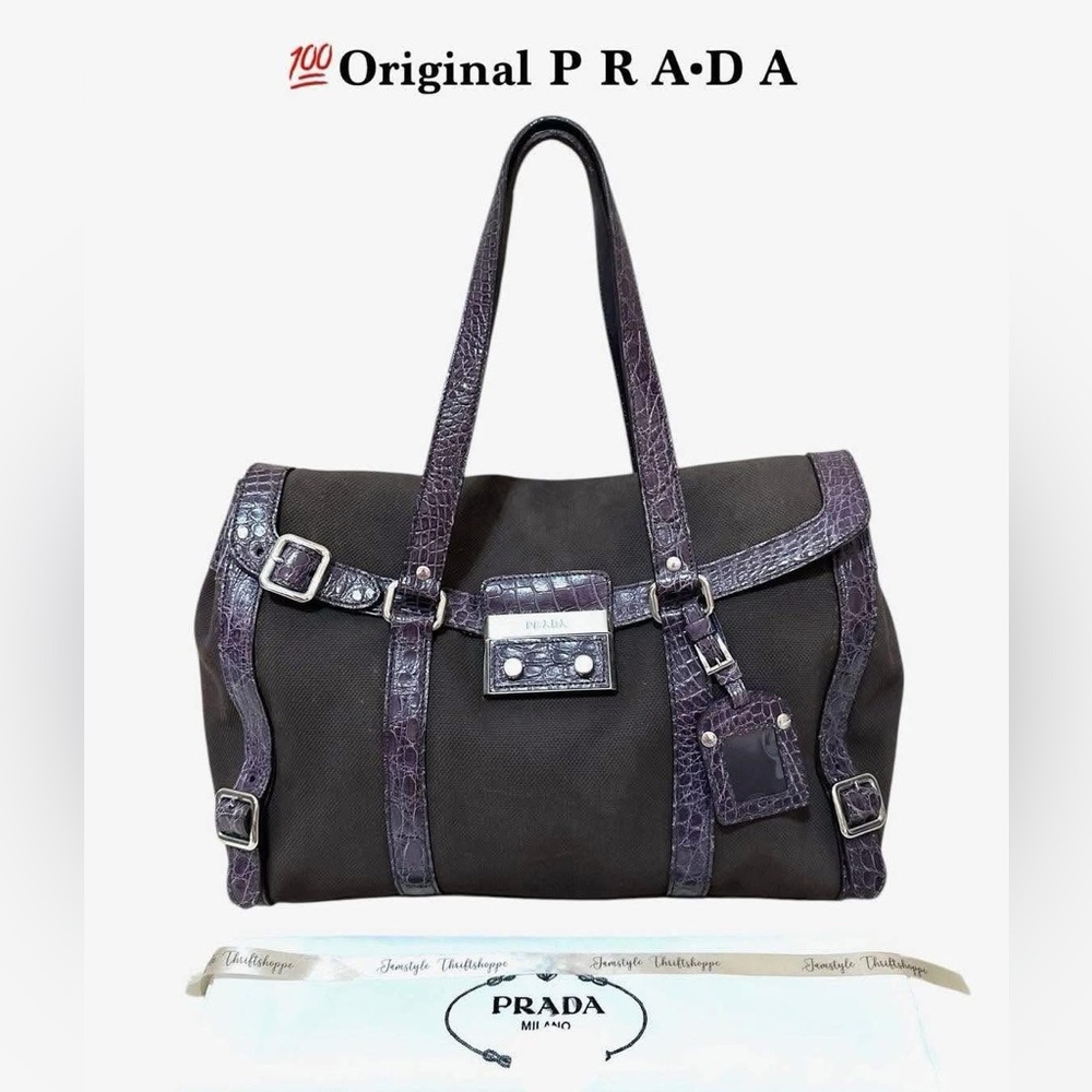 PRADA
❤️SOLD❤️Canapa Cocco Sacca Shoulder Bag Ebano Malva